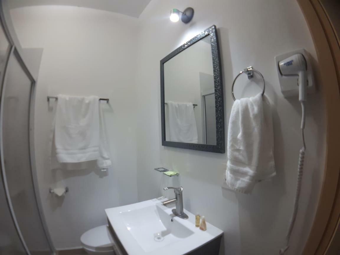 Apartamento Nuevos Departamentos Centro Histórico A 200 Mts Del Malecón La Paz Exterior foto